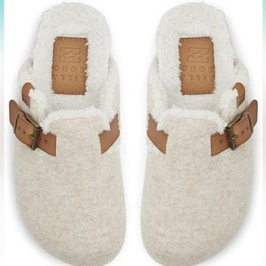 Slip On Billabong Clogs